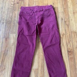 Old navy pixie pant- maroon- size 6